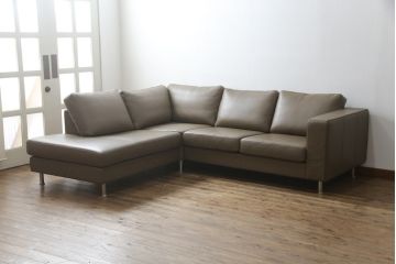 中古　美品　BoConcept(ボーコンセプト)　I.D.V.　洗練されたデザインが素敵なコーナーソファ(2人掛けソファ、3人掛けソファ、長椅子、カウチソファ、北欧)(定価約85万円)(R-079098)