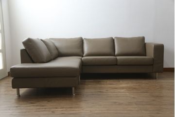 中古　美品　BoConcept(ボーコンセプト)　I.D.V.　洗練されたデザインが素敵なコーナーソファ(2人掛けソファ、3人掛けソファ、長椅子、カウチソファ、北欧)(定価約85万円)(R-079098)