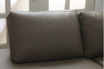中古　美品　BoConcept(ボーコンセプト)　I.D.V.　洗練されたデザインが素敵なコーナーソファ(2人掛けソファ、3人掛けソファ、長椅子、カウチソファ、北欧)(定価約85万円)(R-079098)