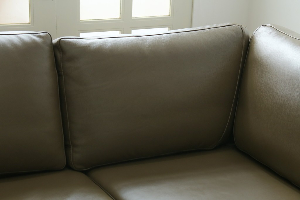 中古　デンマーク製　美品　BoConcept(ボーコンセプト)　I.D.V.　シンプルモダンなコーナーソファ　定価約85万円　(R-079098)