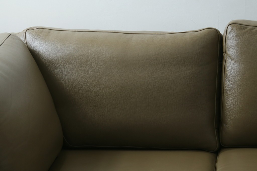 中古　デンマーク製　美品　BoConcept(ボーコンセプト)　I.D.V.　シンプルモダンなコーナーソファ　定価約85万円　(R-079098)