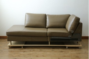 中古　デンマーク製　美品　BoConcept(ボーコンセプト)　I.D.V.　シンプルモダンなコーナーソファ　定価約85万円　(R-079098)