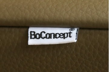 中古　デンマーク製　美品　BoConcept(ボーコンセプト)　I.D.V.　シンプルモダンなコーナーソファ　定価約85万円　(R-079098)