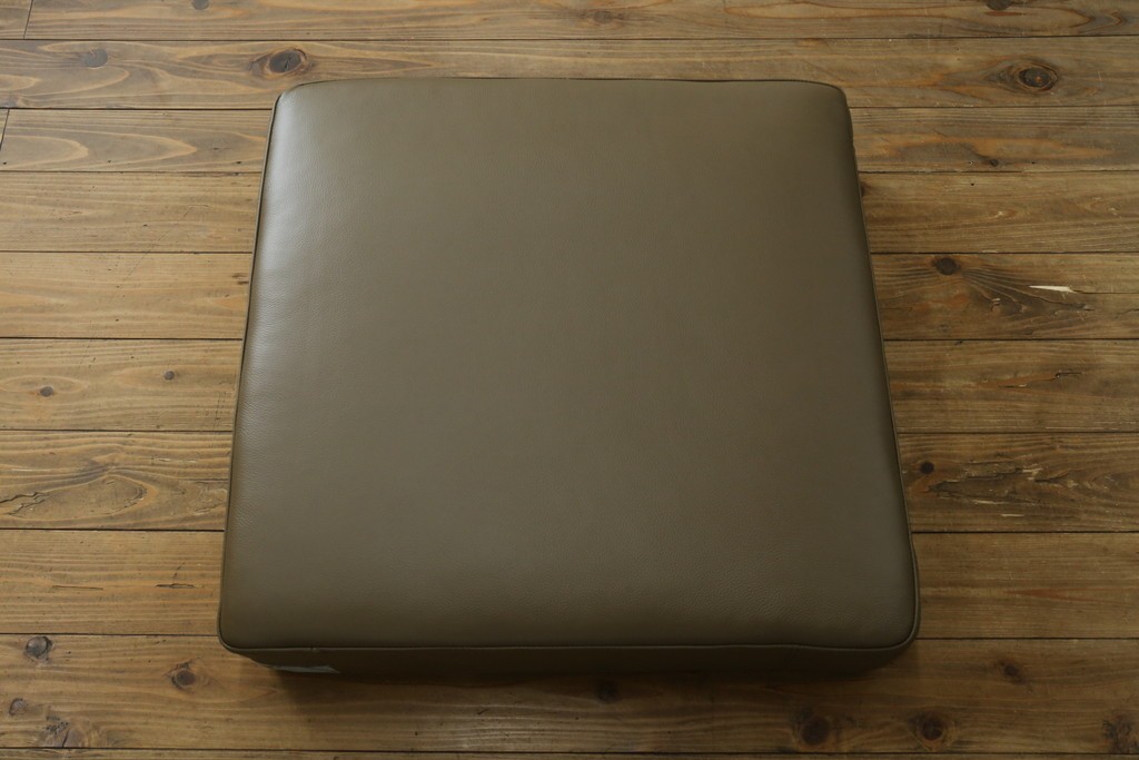 中古　デンマーク製　美品　BoConcept(ボーコンセプト)　I.D.V.　シンプルモダンなコーナーソファ　定価約85万円　(R-079098)