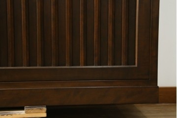中古　美品　別注品　松本民芸家具　和モダンデザインのC型下駄箱　(R-079100)