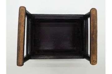 時代物　李朝　シンプルで使い勝手の良い角膳(お膳、木製、脚付き、朝鮮美術、飾り台、四角)(R-079106)