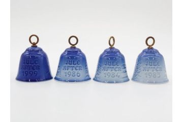 デンマーク　ROYAL COPENHAGEN(ロイヤルコペンハーゲン) Tenera(テネラ) / B&G(ビング オー グレンダール)　クリスマスベル　1983年・1984年・1986年・1999年　様々なデザインで目を楽しませてくれるベル5点セット(イヤーベル、鈴、鐘、陶器、オーナメント)(R-079109)