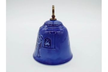 デンマーク　ROYAL COPENHAGEN(ロイヤルコペンハーゲン) Tenera(テネラ) / B&G(ビング オー グレンダール)　クリスマスベル　1983年・1984年・1986年・1999年　様々なデザインで目を楽しませてくれるベル5点セット(イヤーベル、鈴、鐘、陶器、オーナメント)(R-079109)