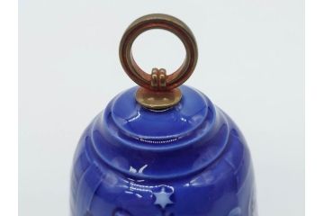 デンマーク　ROYAL COPENHAGEN(ロイヤルコペンハーゲン) Tenera(テネラ) / B&G(ビング オー グレンダール)　クリスマスベル　1983年・1984年・1986年・1999年　様々なデザインで目を楽しませてくれるベル5点セット(イヤーベル、鈴、鐘、陶器、オーナメント)(R-079109)