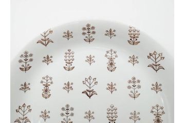 ARABIA FINLAND　Tapestry(タペストリー)　ブラウン　5/1152　落ち着いた雰囲気が魅力のプレート(大皿、陶器、北欧、洋食器、アラビア、フィンランド、北欧食器)(R-079110)