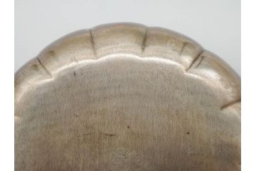 アメリカ　TIFFANY&CO.MAKERS(ティファニー メイカーズ)　STERLINGSILVER(スターリングシルバー) 25323　総重量 約497g　柔らかな縁の曲線がエレガントなプレート(変形皿、フリル、レース、中皿、深皿、菓子器、銀製品)(R-079111)