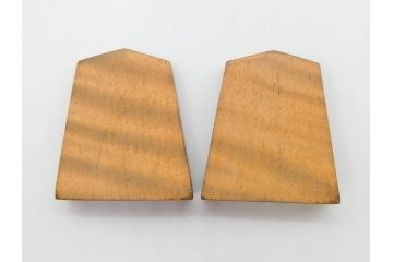 作家物　飯塚好　水無瀬書　虎斑　歳月を重ねた味わいある将棋駒(漆、盛上駒、彫埋駒、駒箱付き)(R-079112)