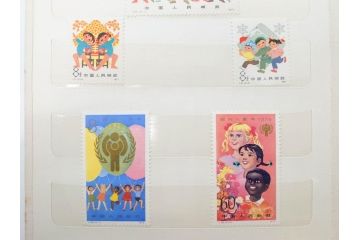 中国人民郵政　バラ　中国切手146枚(朱徳同志、全国科学大会、毛沢東主席、中華人民共和国成立30周年、鑑真大師、薔薇、バラ、ローズ、花、橋、切手帳)(R-079117)