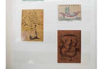中国人民郵政　バラ　中国切手146枚(朱徳同志、全国科学大会、毛沢東主席、中華人民共和国成立30周年、鑑真大師、薔薇、バラ、ローズ、花、橋、切手帳)(R-079117)