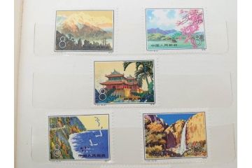中国人民郵政　バラ　中国切手146枚(朱徳同志、全国科学大会、毛沢東主席、中華人民共和国成立30周年、鑑真大師、薔薇、バラ、ローズ、花、橋、切手帳)(R-079117)