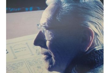 1989年　Charles M. Schulz(チャールズ M. シュルツ)　Snoopy(スヌーピー)　PEANUTS(ピーナッツ)　サイン写真&ガラス板2点セット(ケース付き、ディスプレイ、サイン入り、額装)(R-079134)