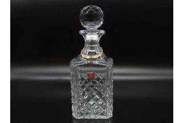 フランス　Baccarat　バカラ　REMY MARTIN(レミーマルタン ルイ13世)　CAMUS(カミュ)　高級感漂うデキャンタ3点セット(空ボトル、空き瓶、空瓶、デカンタ、酒器、飾りボトル、フルレッドクリスタルガラス、ディスプレイ、硝子)(R-079142)
