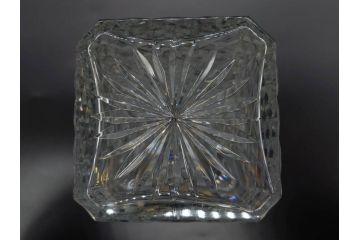 フランス　Baccarat　バカラ　REMY MARTIN(レミーマルタン ルイ13世)　CAMUS(カミュ)　高級感漂うデキャンタ3点セット(空ボトル、空き瓶、空瓶、デカンタ、酒器、飾りボトル、フルレッドクリスタルガラス、ディスプレイ、硝子)(R-079142)