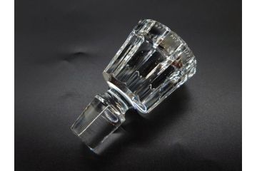フランス　Baccarat　バカラ　REMY MARTIN(レミーマルタン ルイ13世)　CAMUS(カミュ)　高級感漂うデキャンタ3点セット(空ボトル、空き瓶、空瓶、デカンタ、酒器、飾りボトル、フルレッドクリスタルガラス、ディスプレイ、硝子)(R-079142)