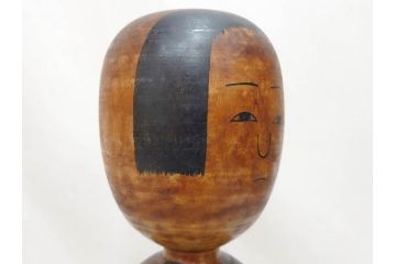秋田木地山　小椋久太郎　高さ 約47cm　素朴な風合いが魅力のこけし(戦前?、郷土人形玩具、伝統工芸、民芸品、置物、ディスプレイ、木彫　木製)(R-079143)