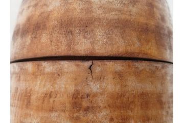 秋田木地山　小椋久太郎　高さ 約47cm　素朴な風合いが魅力のこけし(戦前?、郷土人形玩具、伝統工芸、民芸品、置物、ディスプレイ、木彫　木製)(R-079143)