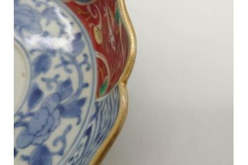 江戸期　上手物　成化年製　古伊万里　色絵　染付　約14cm　4.7寸　丹念に描かれた絵付から匠の技を感じるなます皿3枚セット(金彩、唐草、風景、牡丹、梅、魚、花、変形皿、小皿、和食器、和皿、深皿、輪花型、四寸七分)(R-079148)