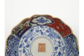 江戸期　上手物　成化年製　古伊万里　色絵　染付　約14cm　4.7寸　丹念に描かれた絵付から匠の技を感じるなます皿3枚セット(金彩、唐草、風景、牡丹、梅、魚、花、変形皿、小皿、和食器、和皿、深皿、輪花型、四寸七分)(R-079148)