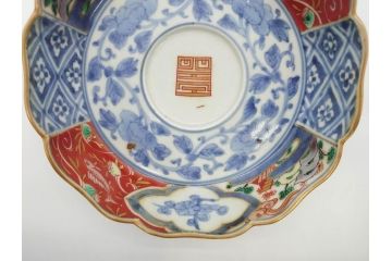 江戸期　上手物　成化年製　古伊万里　色絵　染付　約14cm　4.7寸　丹念に描かれた絵付から匠の技を感じるなます皿3枚セット(金彩、唐草、風景、牡丹、梅、魚、花、変形皿、小皿、和食器、和皿、深皿、輪花型、四寸七分)(R-079148)