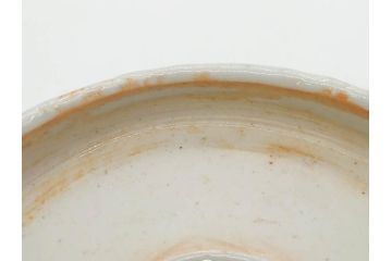 幕末〜明治期　伊万里　青磁　染付　約19cm　6.1寸　花びらのような縁のデザインが上品な中皿3枚セット(輪花型、蝶、ちょう、紗綾形、花、植物、裏印、深皿、中皿、和食器、和皿、六寸一分)(R-079149)