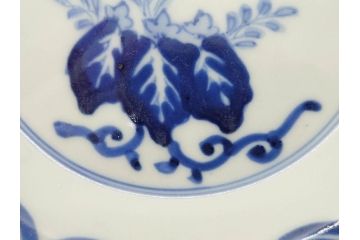 江戸期　古伊万里　染付　(渦福)約12cm　4寸/(菊桐紋)約15cm　5寸　和の雰囲気漂う小皿2枚&中皿セット(菊桐紋、禍福、豆皿、和皿、和食器、四寸、五寸)(R-079150)