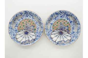 江戸期　古伊万里　染付　(渦福)約12cm　4寸/(菊桐紋)約15cm　5寸　和の雰囲気漂う小皿2枚&中皿セット(菊桐紋、禍福、豆皿、和皿、和食器、四寸、五寸)(R-079150)
