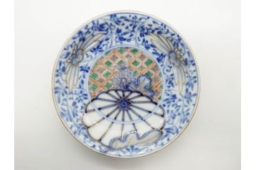 江戸期　古伊万里　染付　(渦福)約12cm　4寸/(菊桐紋)約15cm　5寸　和の雰囲気漂う小皿2枚&中皿セット(菊桐紋、禍福、豆皿、和皿、和食器、四寸、五寸)(R-079150)