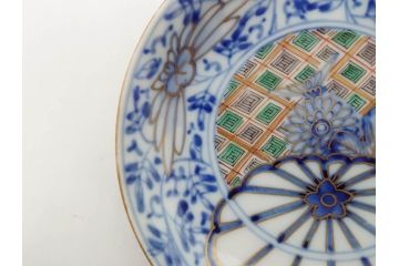 江戸期　古伊万里　染付　(渦福)約12cm　4寸/(菊桐紋)約15cm　5寸　和の雰囲気漂う小皿2枚&中皿セット(菊桐紋、禍福、豆皿、和皿、和食器、四寸、五寸)(R-079150)
