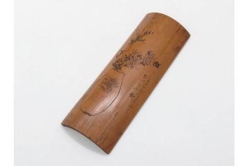 時代物　彫刻　繊細な彫りが魅力の茶合(花瓶の図、茶道具、煎茶道具、茶器、茶量、茶則、茶計、仙媒、茶媒、竹工芸)(R-079151)　