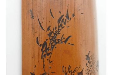 時代物　彫刻　繊細な彫りが魅力の茶合(花瓶の図、茶道具、煎茶道具、茶器、茶量、茶則、茶計、仙媒、茶媒、竹工芸)(R-079151)　