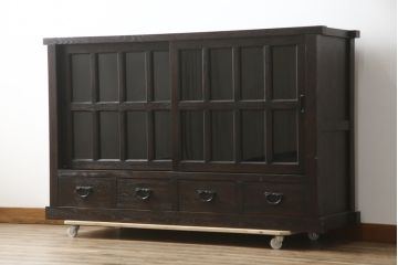 中古　美品!!　総栗材　浮造り仕上げ　上品な和を演出する五尺水屋箪笥サイドボード(収納棚、戸棚、サイドキャビネット、食器棚)(R-079153)