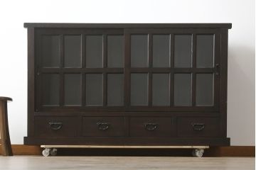 中古　美品!!　総栗材　浮造り仕上げ　上品な和を演出する五尺水屋箪笥サイドボード(収納棚、戸棚、サイドキャビネット、食器棚)(R-079153)