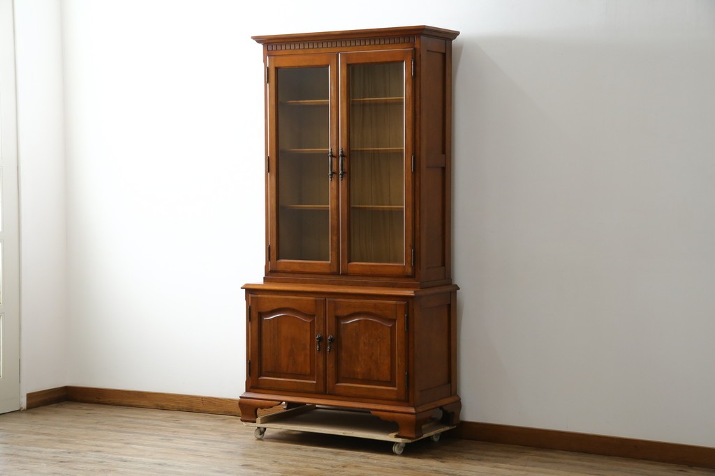 中古　横浜ダニエル(daniel)　温もりを感じる木の風合いが魅力的なキャビネット　(R-079154)