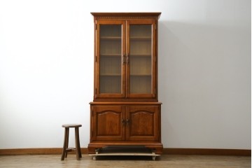 中古　横浜ダニエル(daniel)　温もりを感じる木の風合いが魅力的なキャビネット　(R-079154)