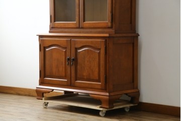 中古　横浜ダニエル(daniel)　温もりを感じる木の風合いが魅力的なキャビネット　(R-079154)