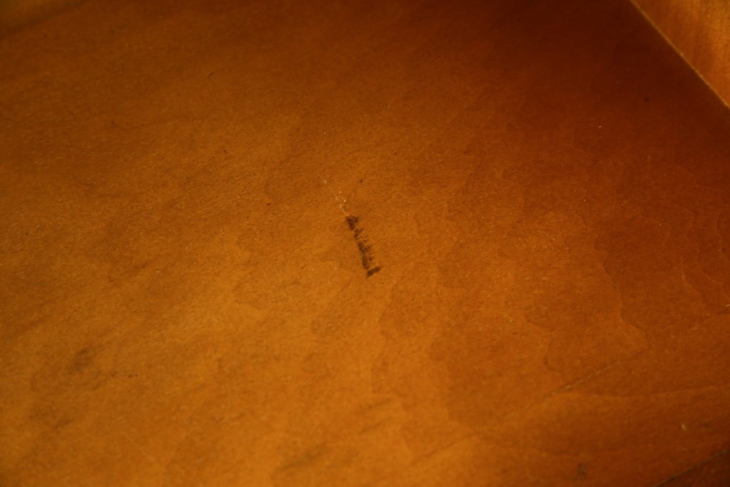 中古　横浜ダニエル(daniel)　温もりを感じる木の風合いが魅力的なキャビネット　(R-079154)