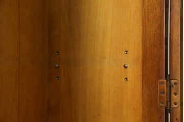 中古　横浜ダニエル(daniel)　温もりを感じる木の風合いが魅力的なキャビネット　(R-079154)