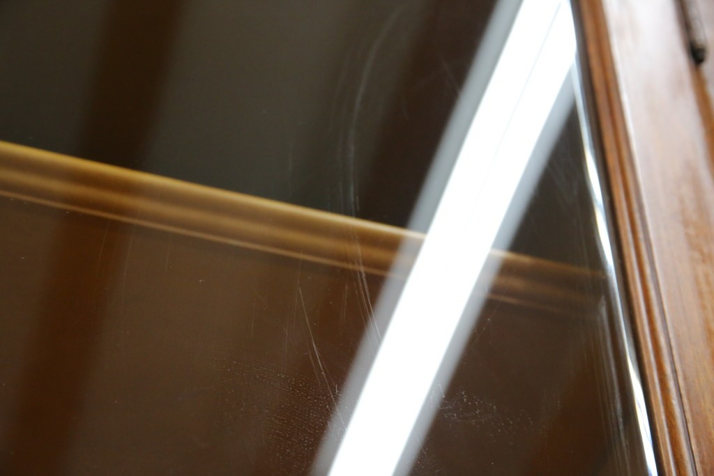 中古　横浜ダニエル(daniel)　温もりを感じる木の風合いが魅力的なキャビネット　(R-079154)