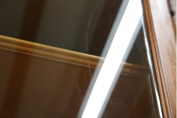 中古　横浜ダニエル(daniel)　温もりを感じる木の風合いが魅力的なキャビネット　(R-079154)