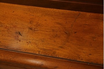 中古　横浜ダニエル(daniel)　温もりを感じる木の風合いが魅力的なキャビネット　(R-079154)