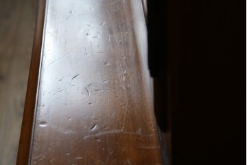 中古　横浜ダニエル(daniel)　温もりを感じる木の風合いが魅力的なキャビネット　(R-079154)