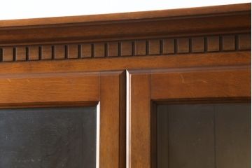 中古　横浜ダニエル(daniel)　温もりを感じる木の風合いが魅力的なキャビネット(カップボード、食器棚、戸棚、収納棚、飾り棚)(R-079154)