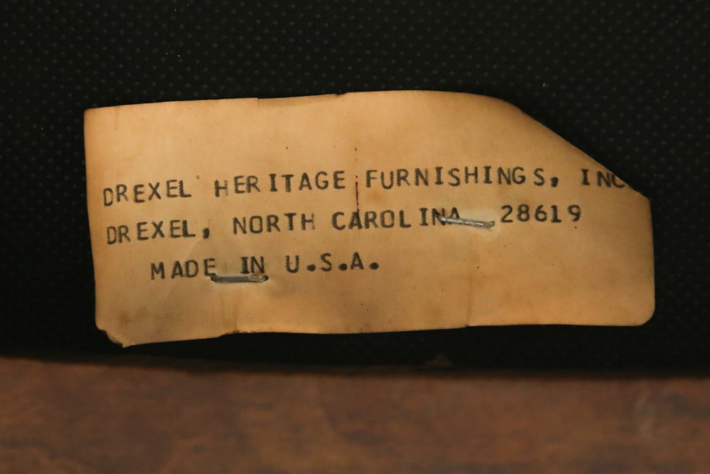 中古　DREXEL HERITAGE(ドレクセルヘリテイジ)　Et Cetera(エトセトラ)コレクション　エレガントな雰囲気づくりが叶うサイドチェア4脚セット　(R-079157)