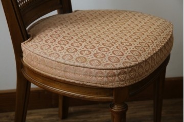 中古　DREXEL HERITAGE(ドレクセルヘリテイジ)　Et Cetera(エトセトラ)コレクション　エレガントな雰囲気づくりが叶うサイドチェア4脚セット　(R-079157)