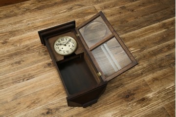 アンティーク時計　大正〜昭和初期　精工舎(SEIKOSHA、セイコー)　TRADE(S)MARK　クォーツ式　レトロシックな雰囲気漂う掛け時計(柱時計、古時計)　(R-079161)